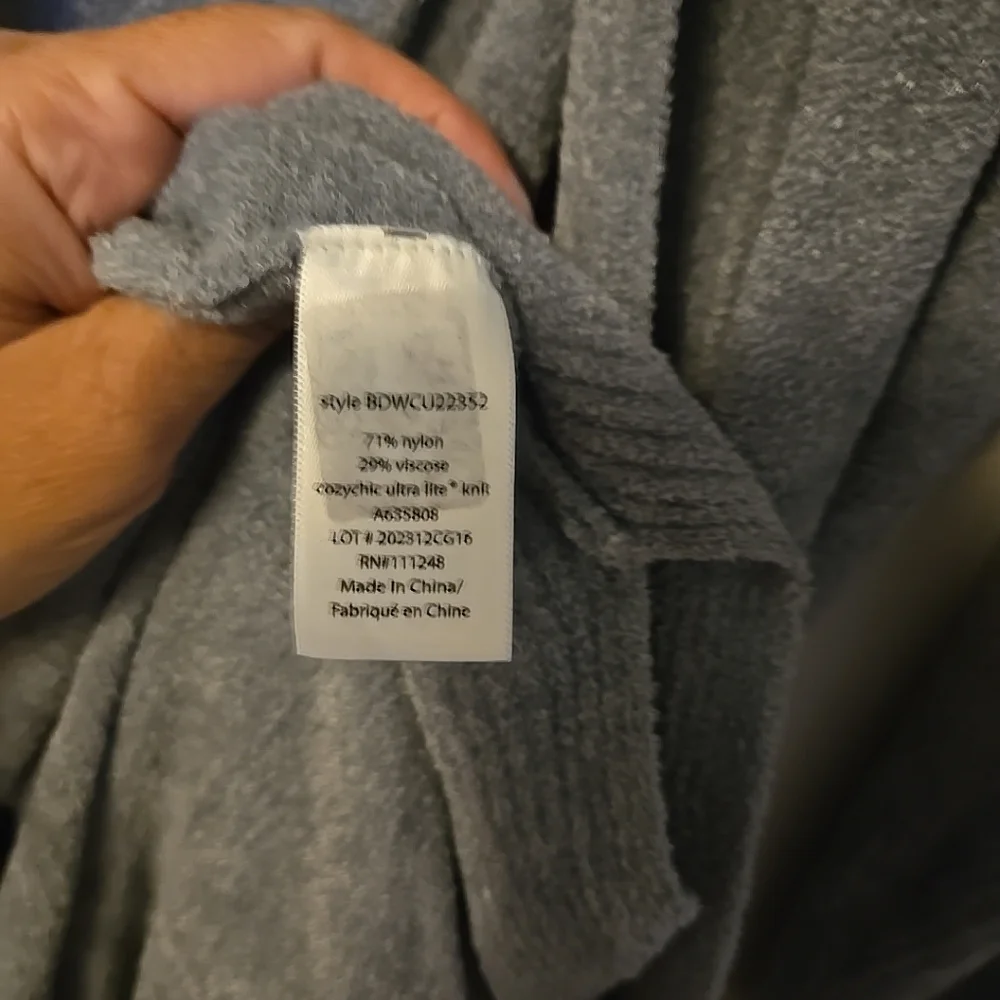 Barefoot Dreams Long Open-Front Cardigan in Light Gray - Picture 5 of 5
